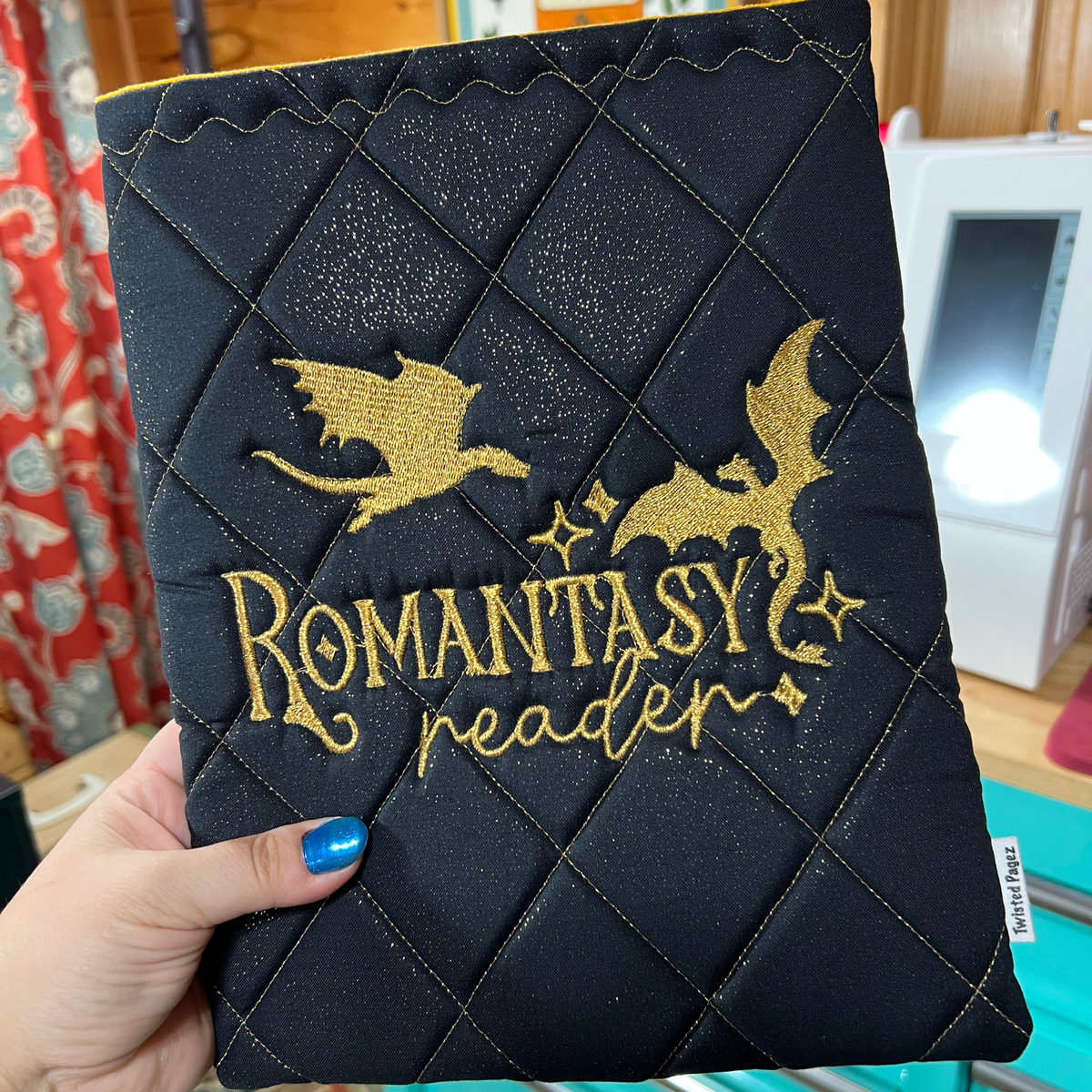 Romantasy Reader Sleeve