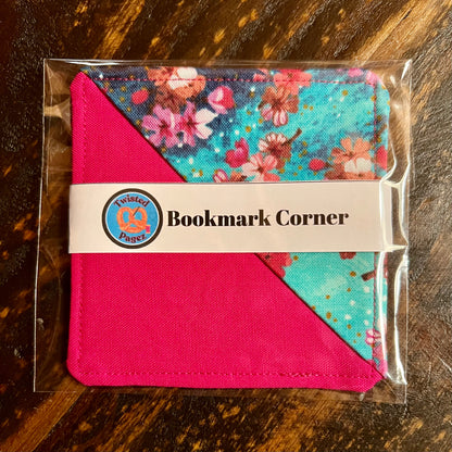 Blind Date With a Book - Contemporary Romance & Musical Love Story + Bookmark Corner