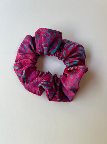 Handmade Fabric Scrunchies – Soft Hair Ties in Trendy Prints & Colors